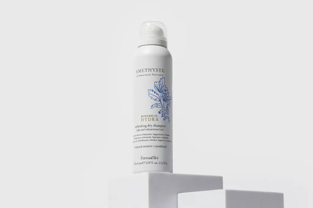 HYDRA DRY SHAMPOO_02.webp